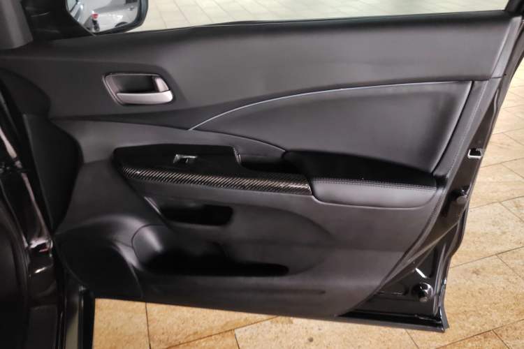 Used Honda CR-V 2013 2.0L Two-Wheel-Drive Classic Edition
