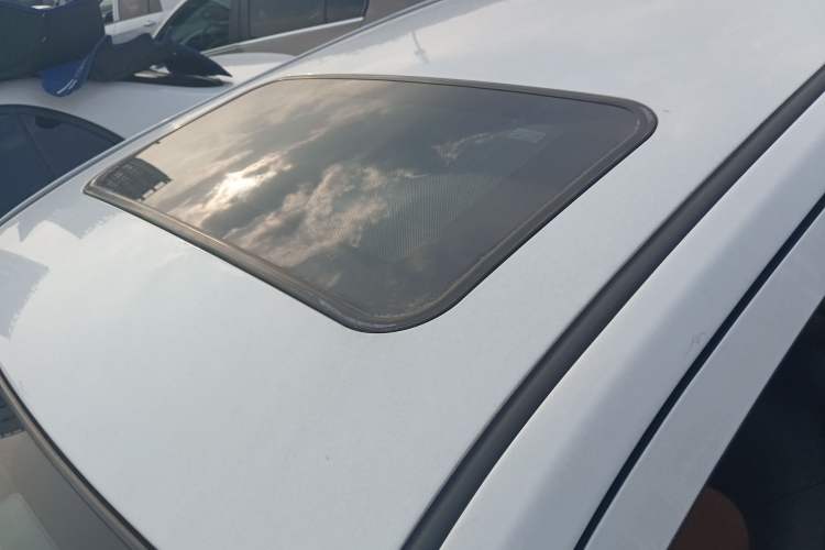 Used Geely Auto Diamond 2016 1.5L Manual Elite Edition