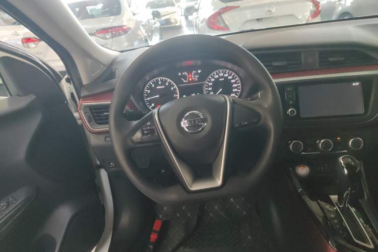 Used Nissan Lannia 2016 1.6L CVT Smart Cool Edition
