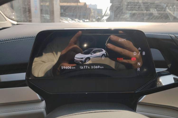 Used Volkswagen ID.6 CROZZ 2022 Long-Range PURE+ Edition