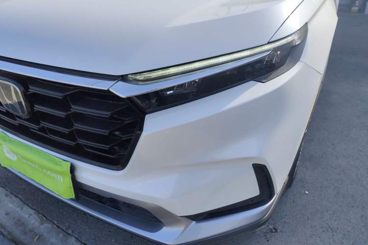 Used Honda CR-V 2023 240TURBO Two-Wheel Drive Deluxe Edition 7 Seats