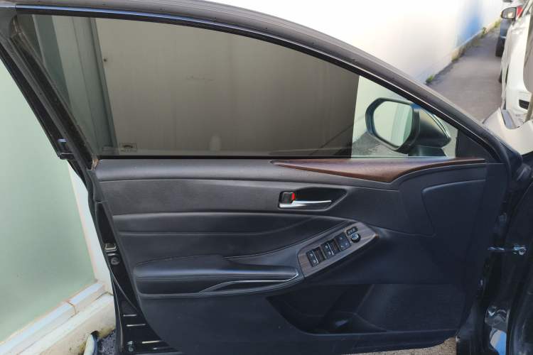 Used Toyota Avalon 2019 2.0L XLE Premium Edition China VI
