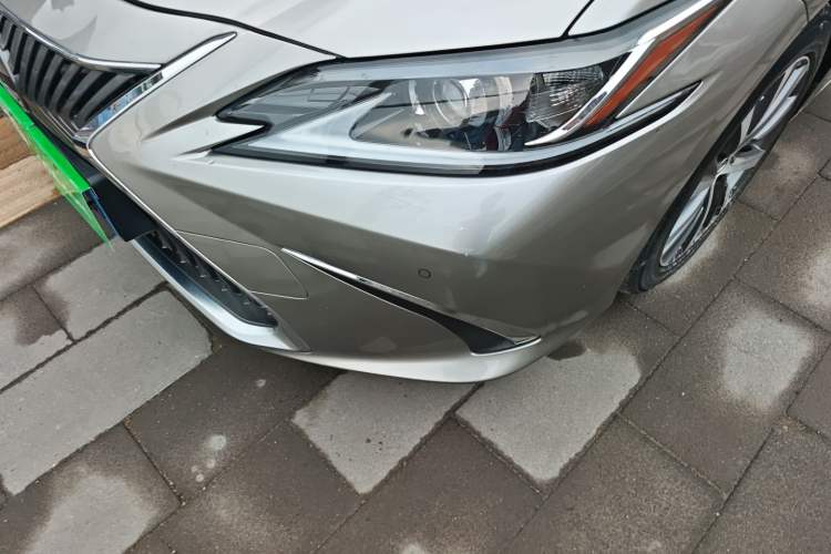 Used Lexus ES 2020 200 Excellence Edition
