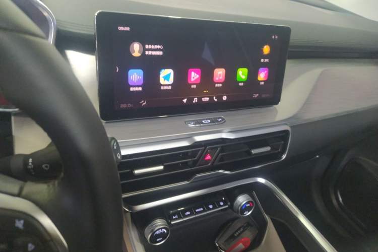 Used Geely Auto Coolray 2019 260T DCT Knight China V Standard
