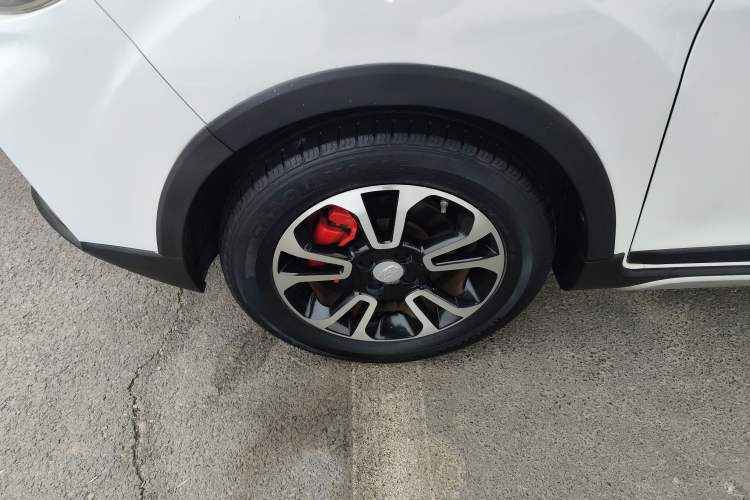 Used Geely Auto Vision X3 2017 1.5L Automatic Prestige Model
