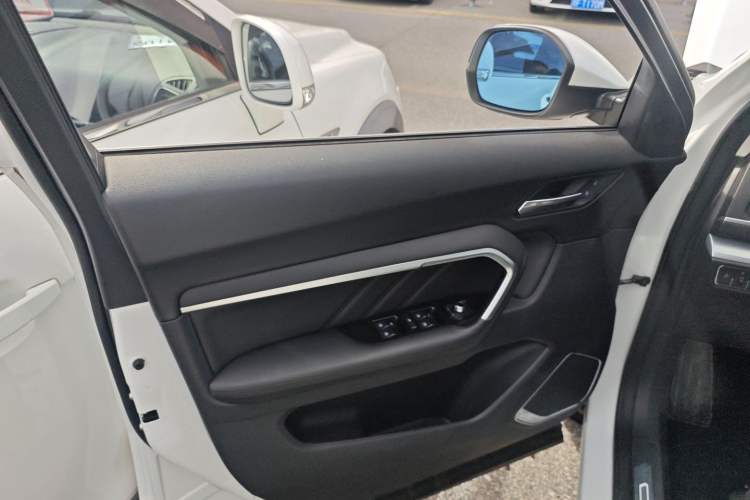 Used Haval H6 2017 Red-Label 1.3T Automatic Two-Wheel Drive Fashion Edition
