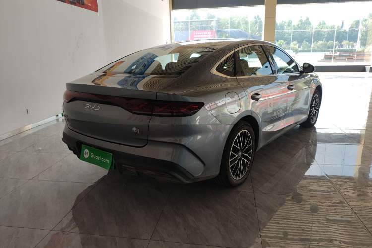 Used BYD Qin L 2024 DM-i 120KM Excellence Model
