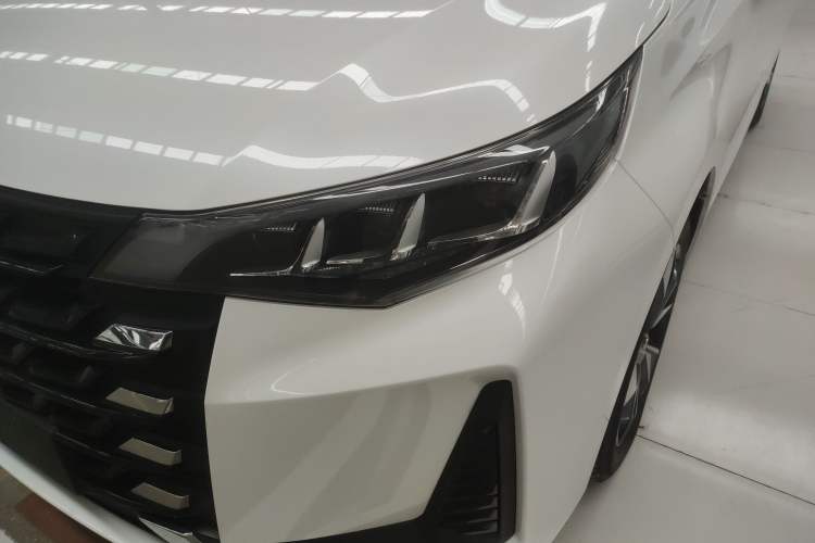 Used GAC Trumpchi M6 2021 PRO 270T DCT Luxury Edition
