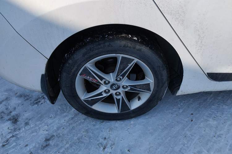 Used Hyundai Elantra 2012 1.6L Manual Fashion Edition
