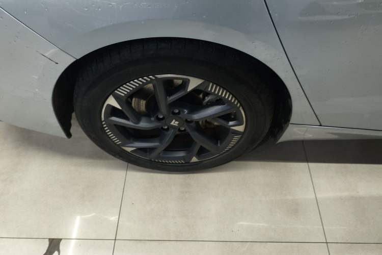 Used  GT 2023 560 Rear-Drive Seven-Wing Edition