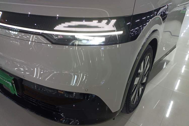 Used Zeekr MIX 2025 Long-Range Intelligent Driving Edition
