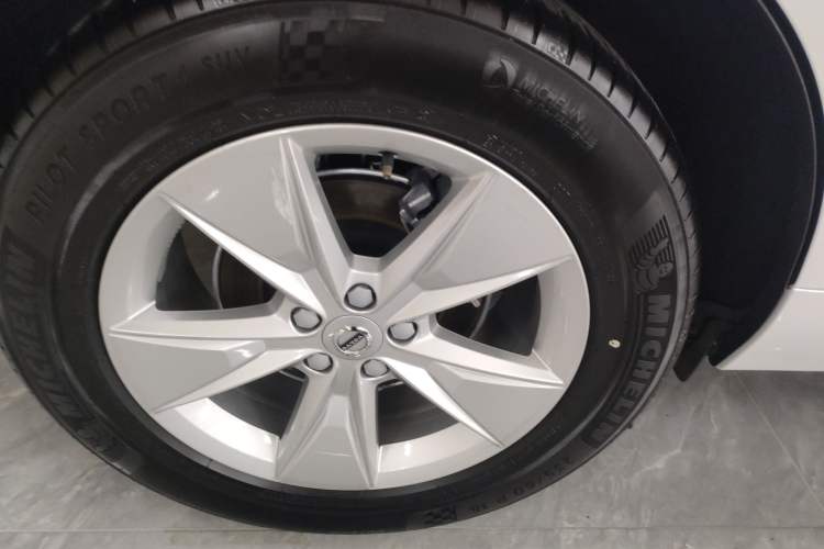 Used Volvo XC60 2022 B5 4x4 Zhiyi Luxury Edition
