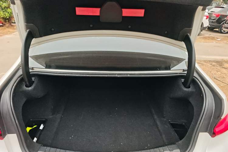 Used BMW 3 Series 2020 320i Sport Package