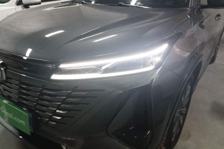 Used Changan CS75 PLUS 2023 3rd Generation 1.5T Automatic Prestige Model
