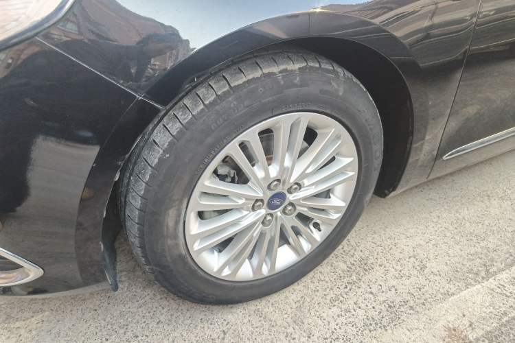 Used Ford Taurus 2017 EcoBoost 245 Fashion Edition