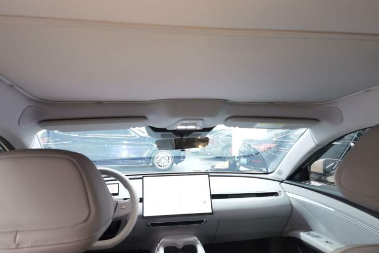 Used XPeng MONA M03 2024 620 with Ultra-Long Range
