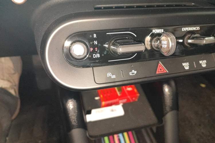 Used  Electric MINI COOPER 2024 456km COOPER E Classic Edition
