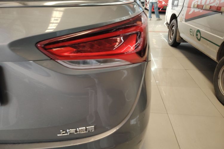 Used Buick GL6 2019 18T 6-Seater Connected Luxury Version China VI Standard
