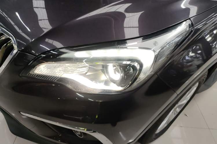 Used Buick Envision 2017 28T Four-Wheel Drive Elite Model
