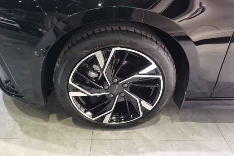 Used Lynk & Co 03 2023 1.5TD DCT JingPro
