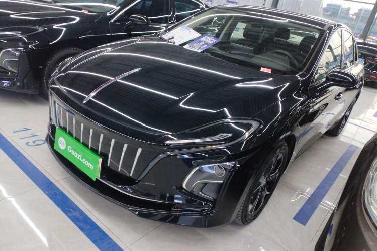 Used Hongqi E-QM5 2021 Charging T3 Version 5 Seats