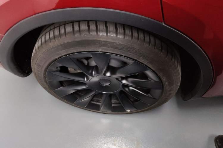 Used Tesla Model Y 2024 Rear-Wheel-Drive Version
