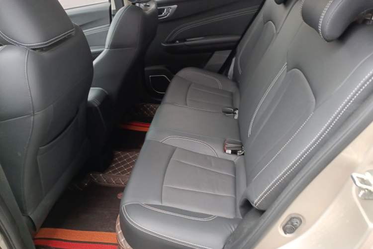 Used Geely Auto Vision X3 2019 Upgraded Model 1.5L CVT Prestige Version