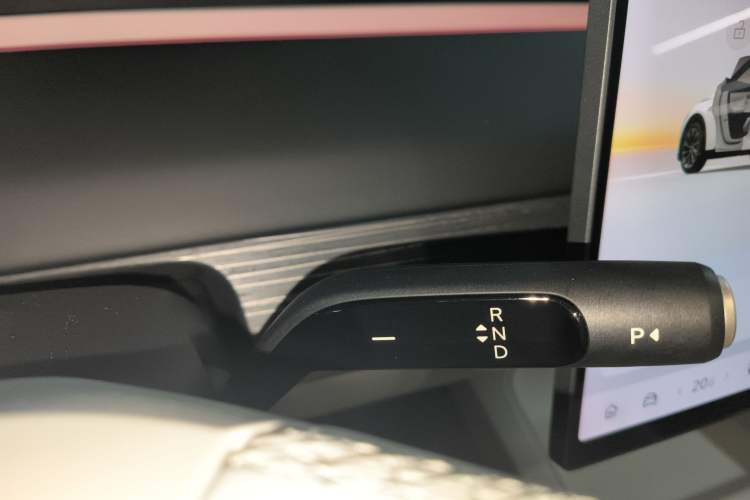 Used ONVO L60 2024 60 kWh All-Wheel Drive
