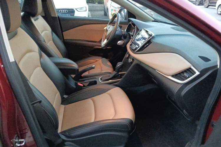 Used Chevrolet Monza 2020 320 Automatic Enjoyment Edition
