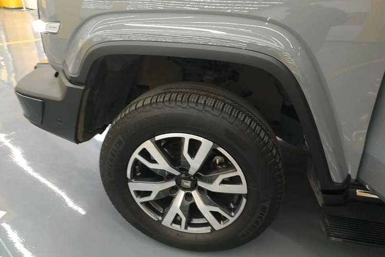 Used Tank 300 2023 City Edition 2.0T—Stylish as Ever