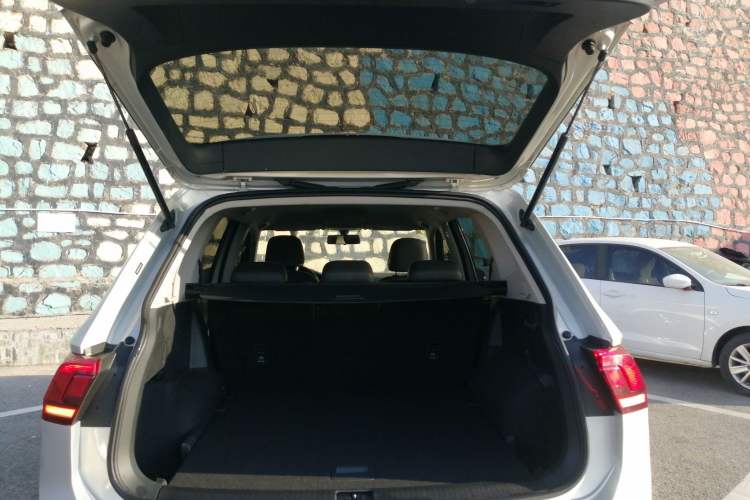 Used Volkswagen Tiguan L 2018 330TSI Automatic Two-Wheel Drive Comfort Edition
