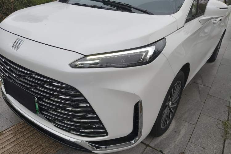 Used Buick GL8 New Energy 2025 Lu Shang Smart Enjoyment Edition 7-Seater
