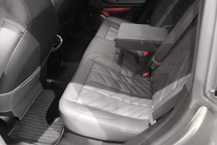 Used Nio ET5T 2024 75kWh Touring
