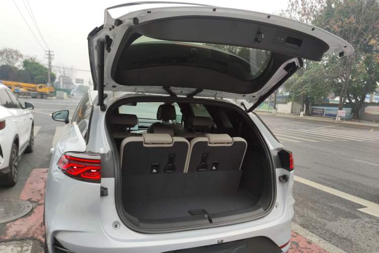 Used BYD Tang New Energy 2025 Intelligent Driving Version DM-i 115KM Flagship Edition
