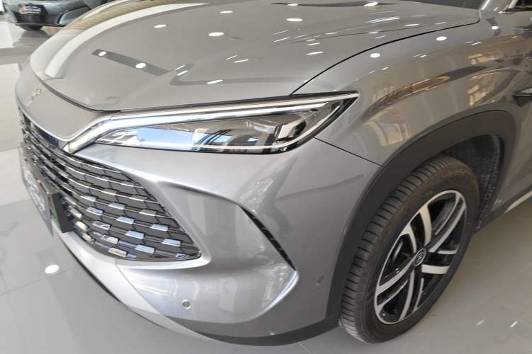 Used BYD Song L DM-i 2025 Intelligent Driving Version 112 km Beyond-Range Type