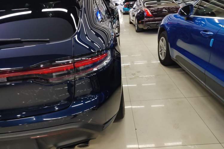 Used Porsche Macan 2023 Macan 2.0T