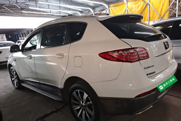 Used Luxgen Great 7 SUV 2015 2.2T Two-Wheel-Drive ZhiZun Version

