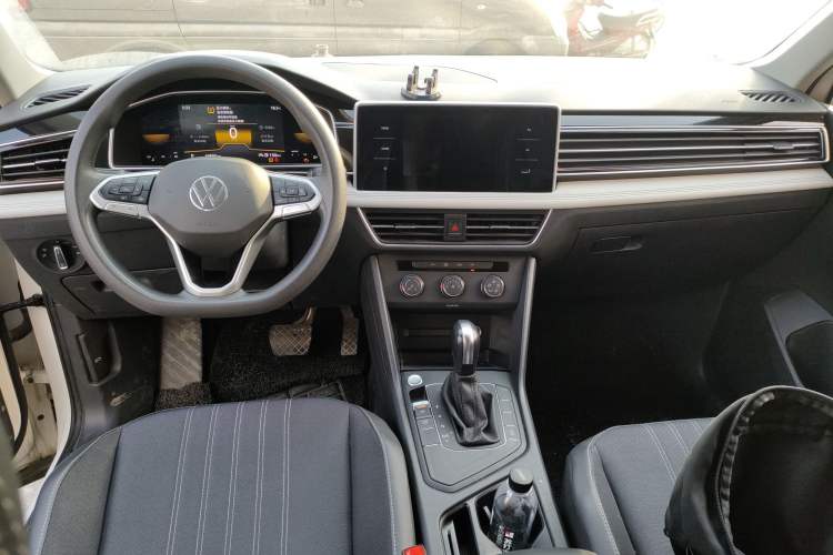 Used Volkswagen Tiguan L 2022 330TSI Automatic Two-Wheel Drive Comfort Edition
