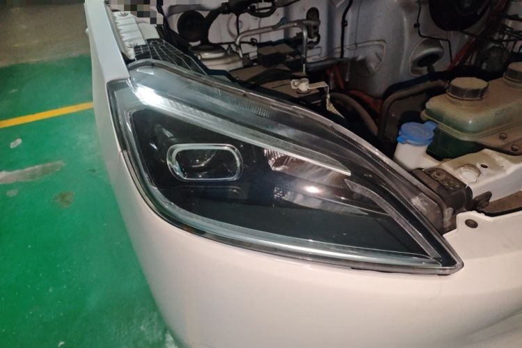 Used Wuling Hongguang New Energy 2024 All-Electric Model 300KM Standard Version
