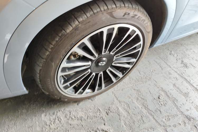 Used Hima AITO M7 2024 1.5T Rear-Drive Plus Version 5 Seats
