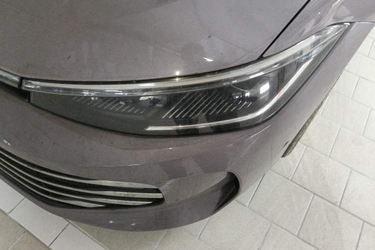 Used Volkswagen Passat 2025 Pro 380TSI Dragon Supreme Edition
