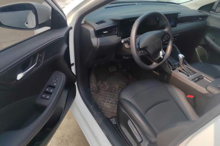 Used Roewe i5 2023 1.5L CVT Luxury Edition
