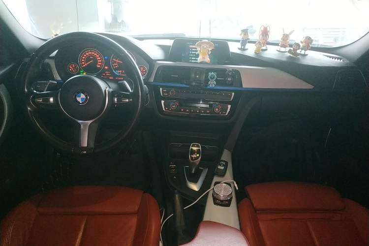 Used BMW 3 Series 2019 320i M Sport Package
