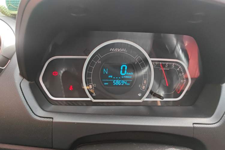 Used Haval H1 2016 Red-Label 1.5L AMT Luxury Model