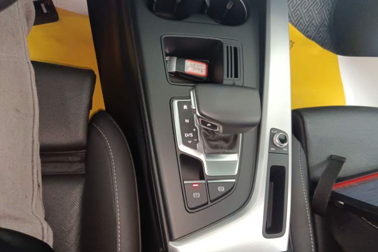 Used Audi A4L 2020 40 TFSI Fashion Dynamic Model
