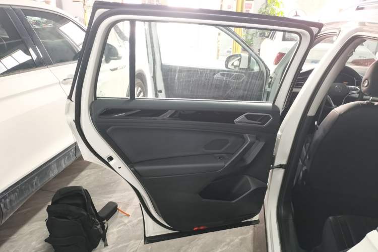 Used Volkswagen Tiguan L 2022 330TSI Automatic Two-Wheel Drive Comfort Edition
