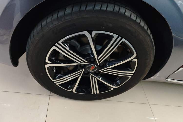 Used Hongqi H5 PHEV 2025 170 Super Hybrid Version