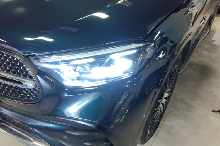 Used Mercedes-Benz GLC 2023 Facelifted GLC 300 L 4MATIC Luxury Version 5 Seats