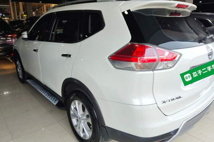 Used Nissan X-Trail 2015 2.0L CVT Comfort MAX Edition 2WD