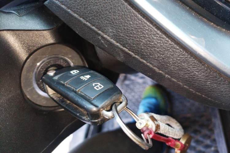 Used JETOUR X70M 2020 Revised 1.5T Manual Partner Version 5-Seater
